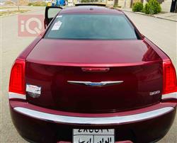 کرایسلەر 300
